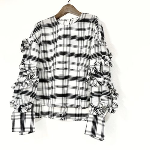 お買取したエンフォルドのチェックブラウス