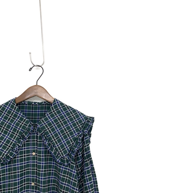 nagonstansのフリルカラーチェックブラウス入荷です | ブランド服の 