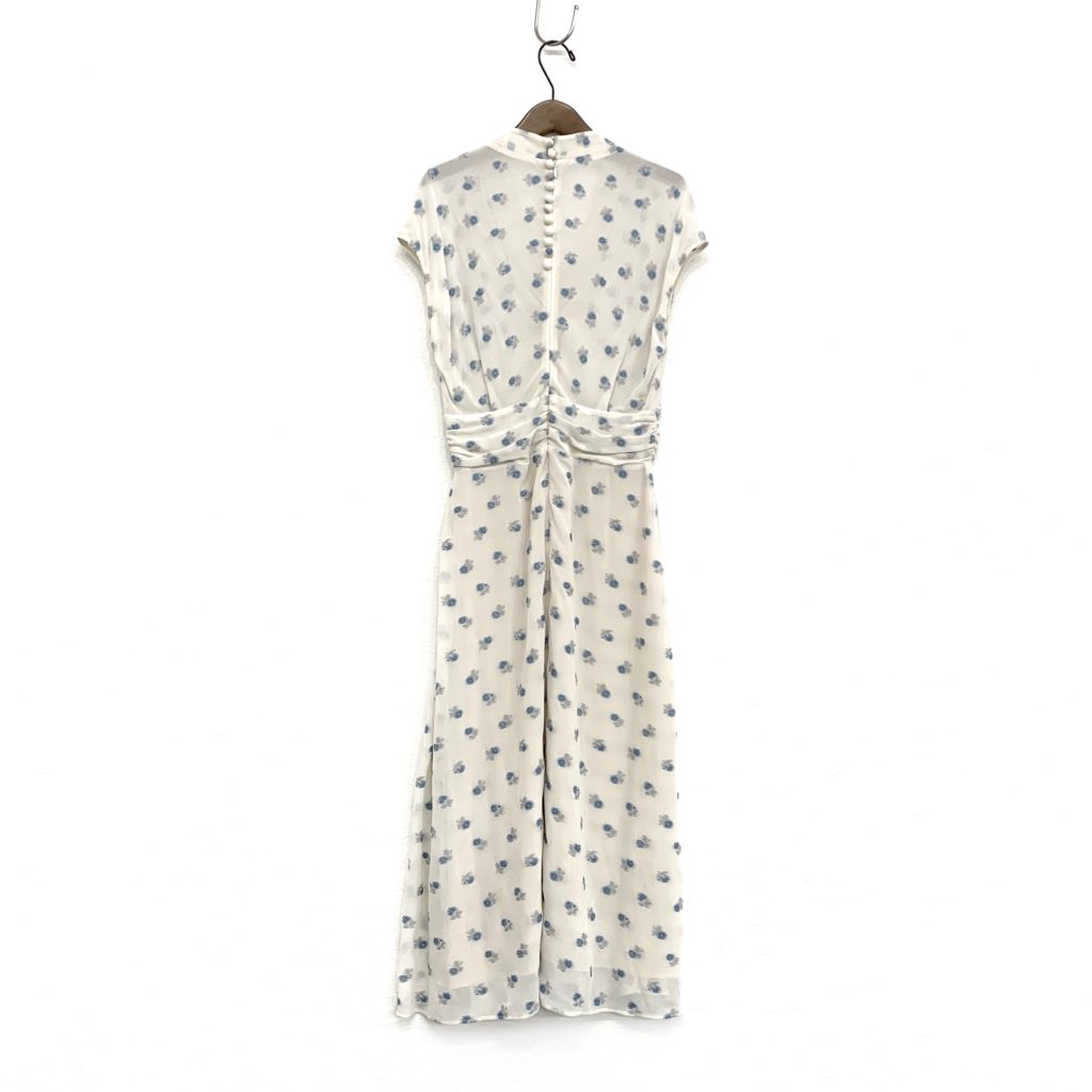 お買取したマメクロゴウチのFrench Sleeve Dress With Small Flower Embroideryバックスタイルの写真