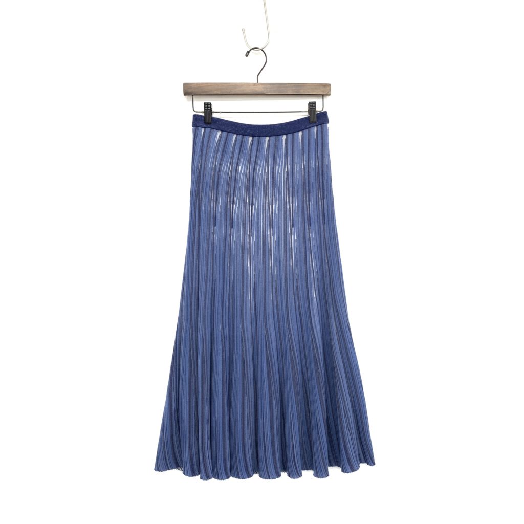 お買取したマメクロゴウチのRibbed Knit Flare Skirtの写真