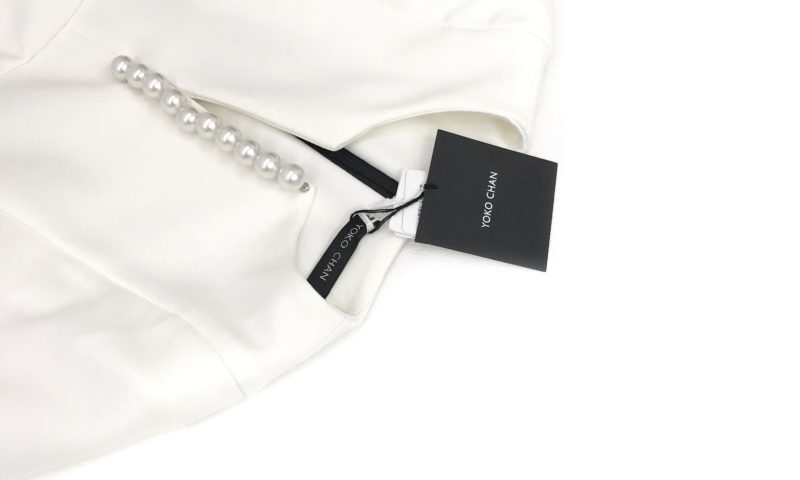 ヨーコチャンのFlared sleeve Pearl Slit line Dressどんなシーンにも華やかさをくれるワンピース