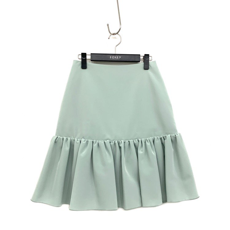 フレアとサーキュラーはどう違う 違いが分かるスカートのこと ブランド服の宅配買取 7yorku Familiar セブンヨークファミリア フレアとサーキュラーはどう違う 違いが分かるスカートのこと ブランド服の宅配買取 7yorku Familiar セブンヨークファミリア